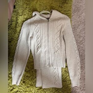 Gray Wild Fable knit sweater set